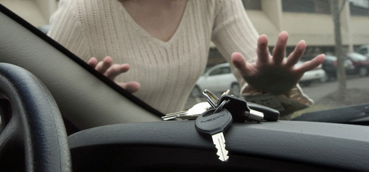 vehicle lockout service Laguna Niguel